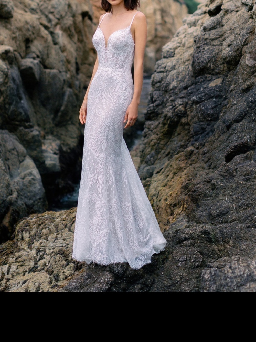 New with tags on wedding dress